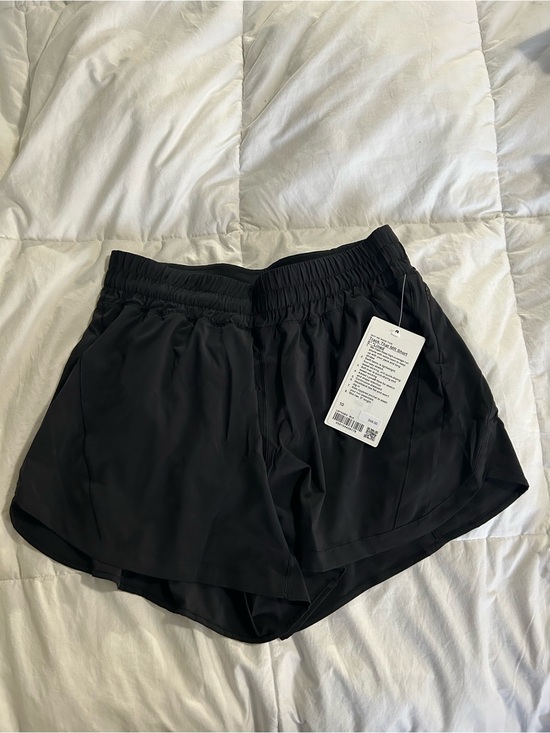 lululemon athletica Pants - Lululemon Track That Mid-Rise Lined Short 5" Size 10
